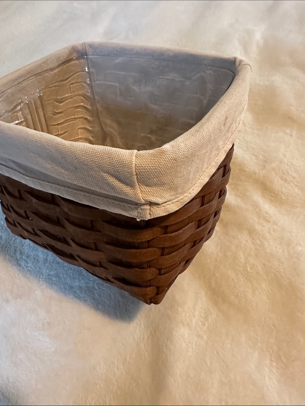Longaberger Natural Brown Woven Storage Basket with Cream Liner and protector